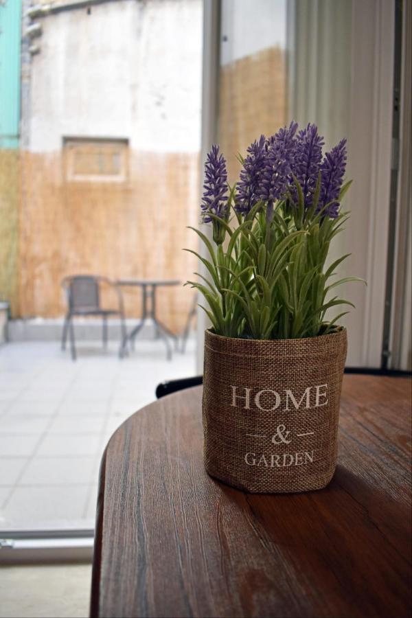 Olive - Happyhostgr - Downtown Apartment Volos Buitenkant foto