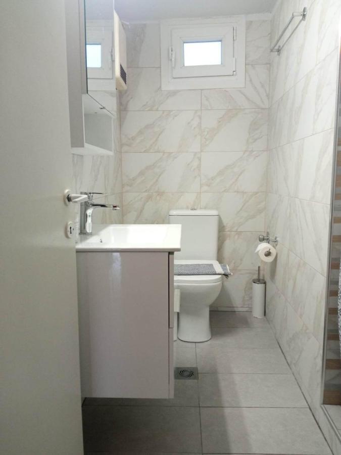 Olive - Happyhostgr - Downtown Apartment Volos Buitenkant foto
