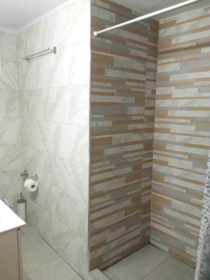 Olive - Happyhostgr - Downtown Apartment Volos Buitenkant foto