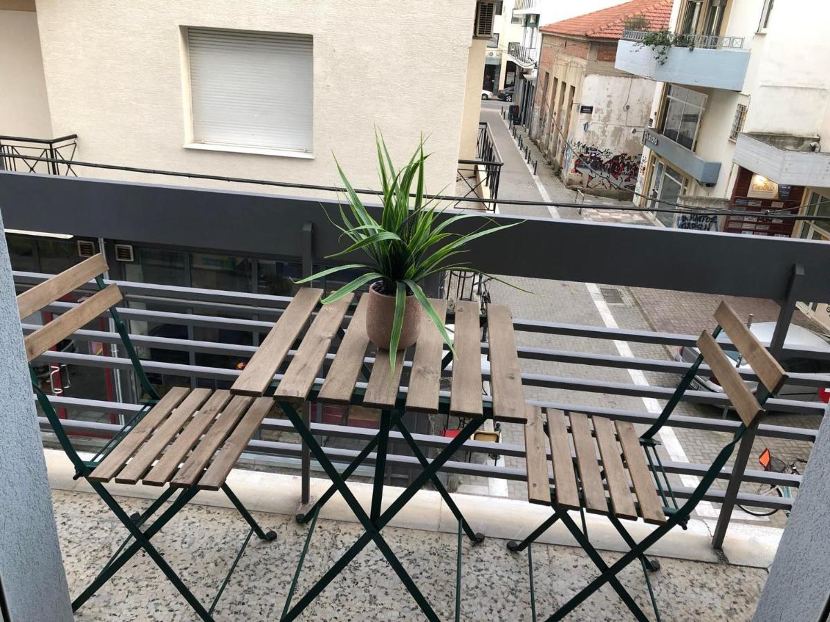 Olive - Happyhostgr - Downtown Apartment Volos Buitenkant foto