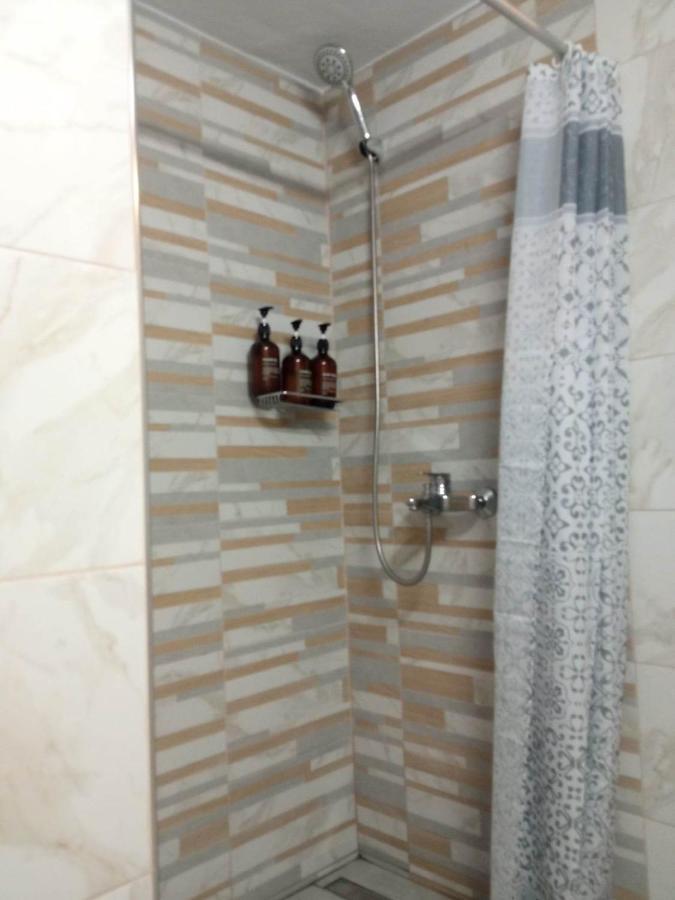 Olive - Happyhostgr - Downtown Apartment Volos Buitenkant foto